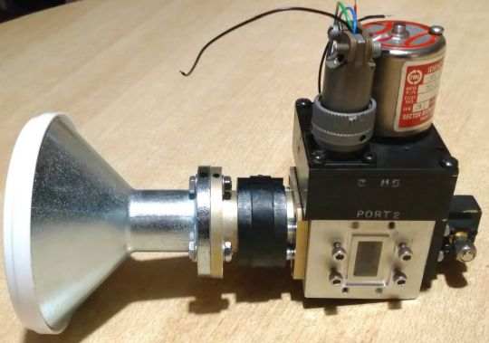 WR75 waveguide switch